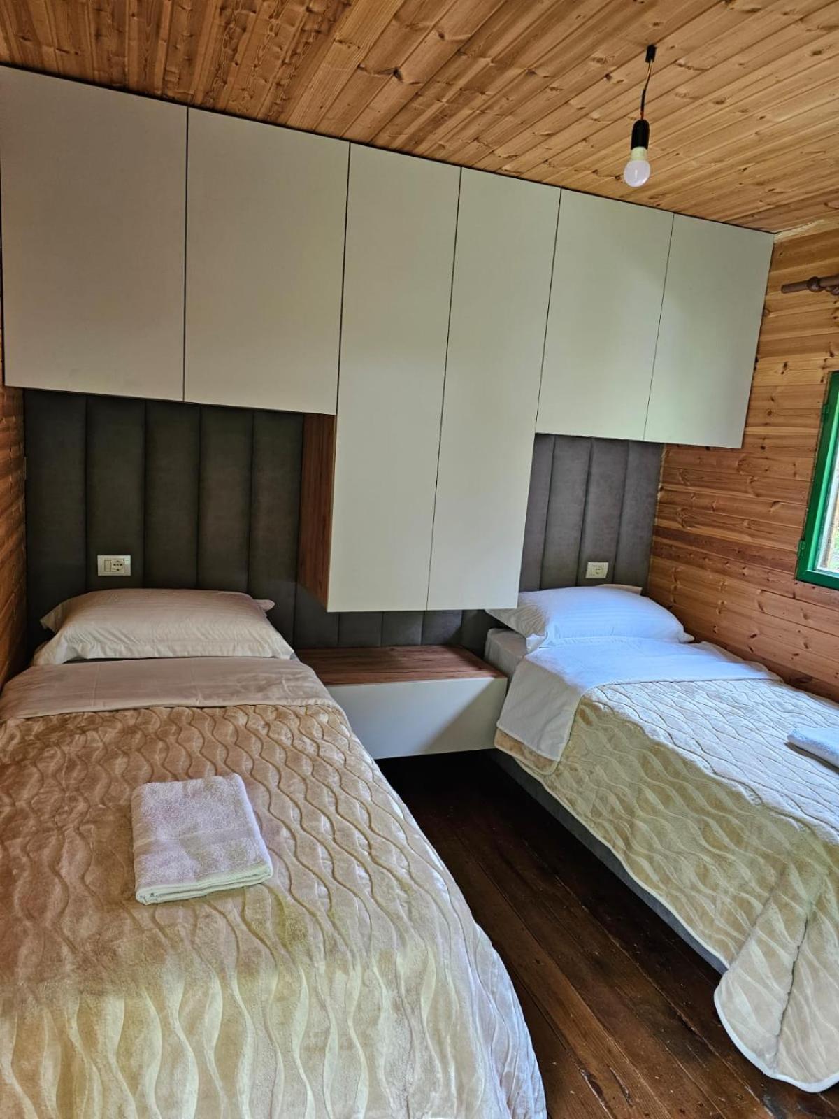 Bujtina Zemra Tradites Theth Habitación foto
